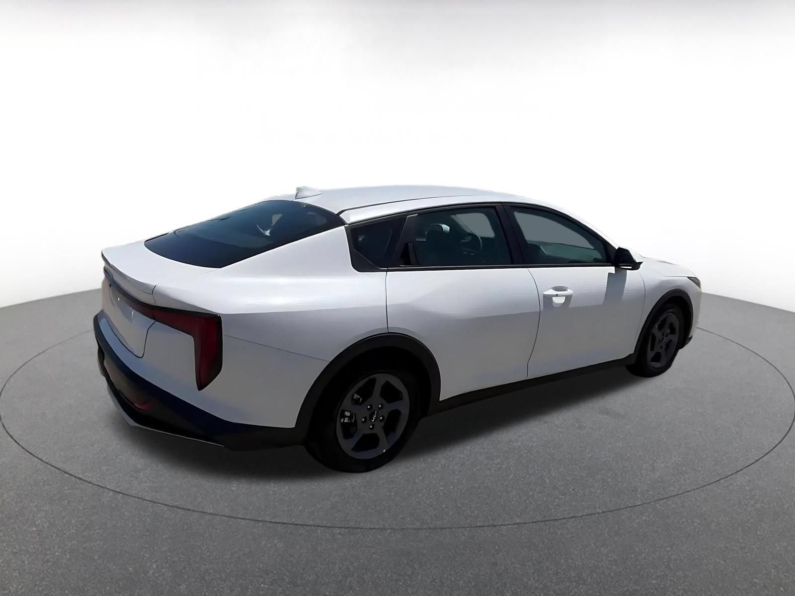 Used 2025 Kia K4 FWD image 14