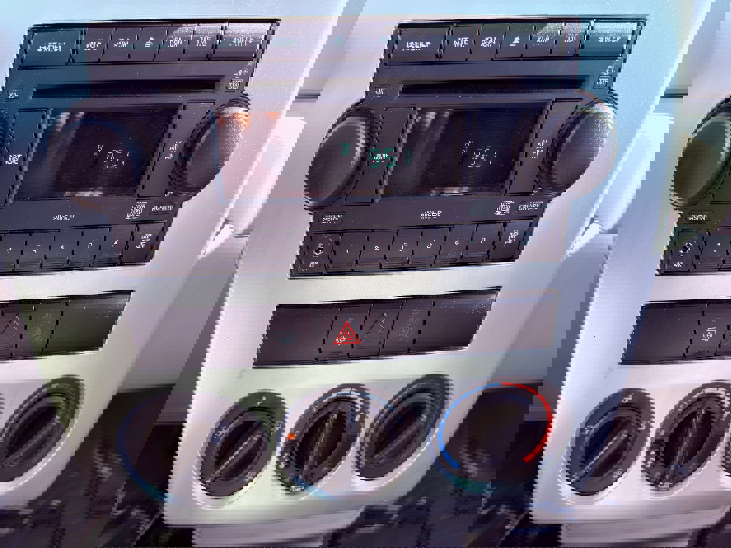 Used 2007 Chrysler PT Cruiser image 27