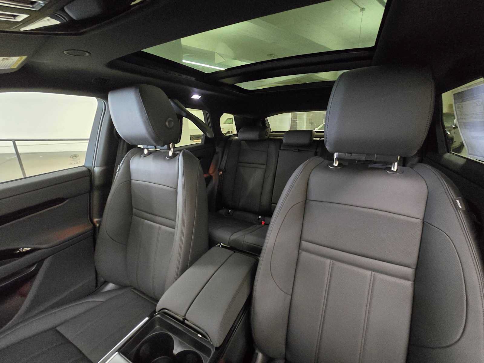 New 2026 Land Rover Range Rover Evoque S AWD/4WD image 21