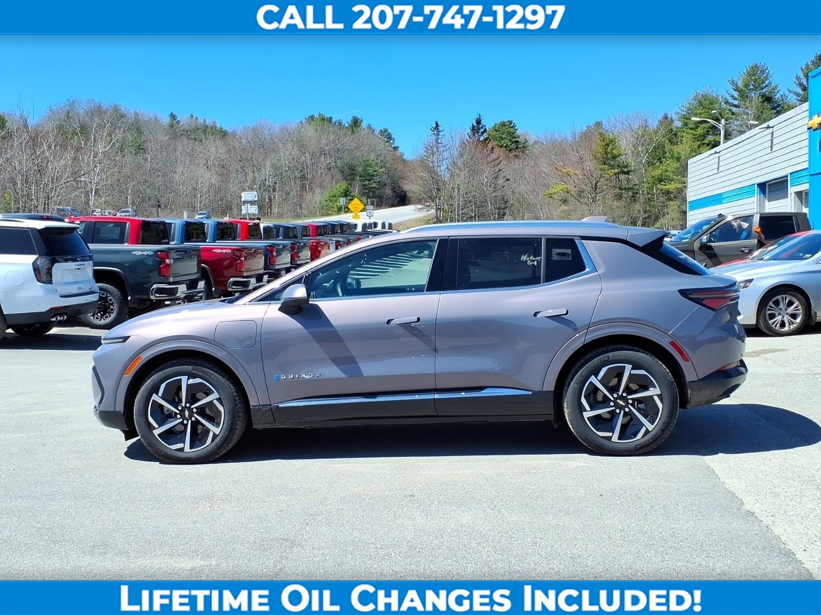 Used 2025 Chevrolet Equinox EV LT FWD image 8