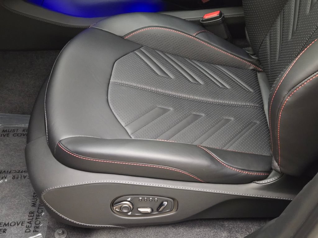 New 2026 Aston Martin DBX S AWD/4WD image 30