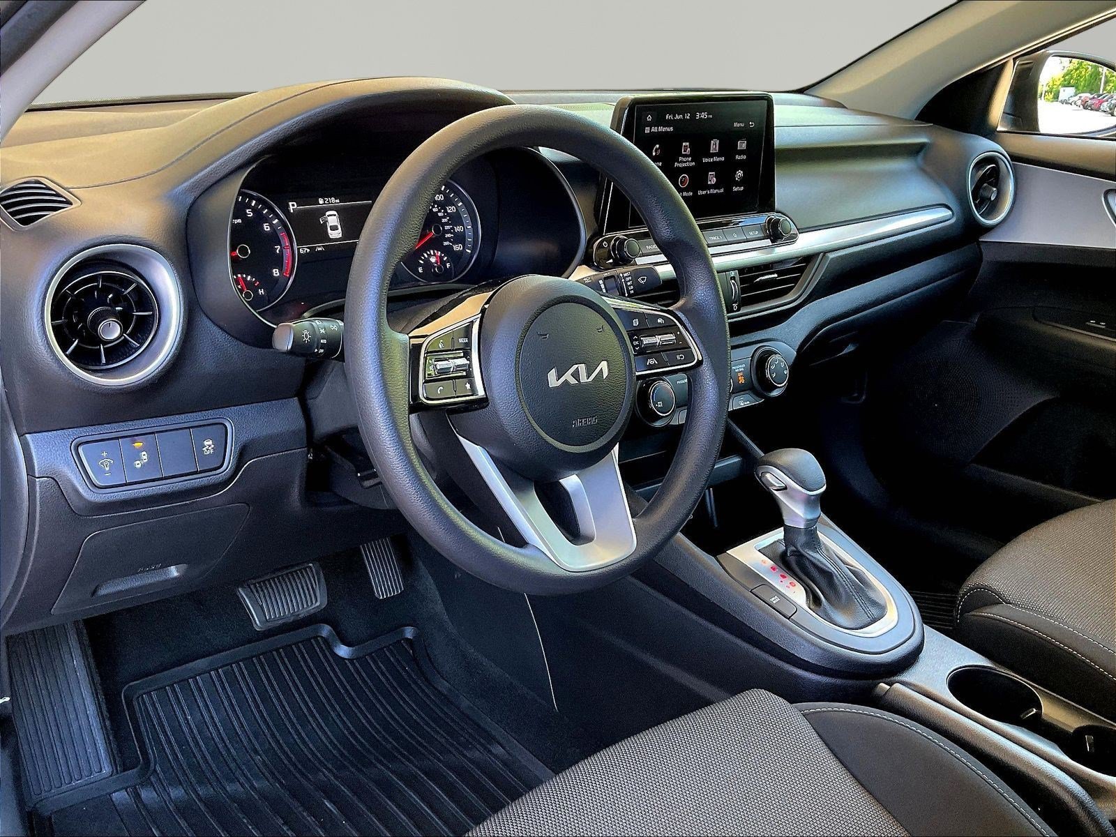 Used 2024 Kia Forte LXS w/ LXS Technology Package FWD image 15