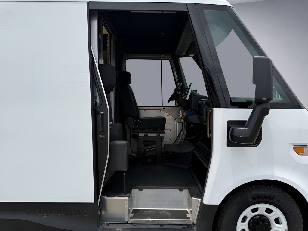 Used 2024 Chevrolet Brightdrop 600 w/ Battery Pack, Max Range AWD/4WD image 10