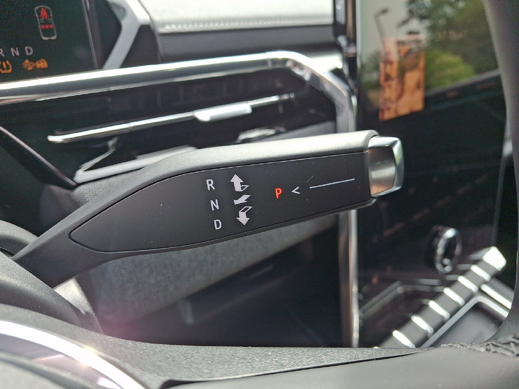Used 2026 GMC Sierra EV Elevation AWD/4WD image 14