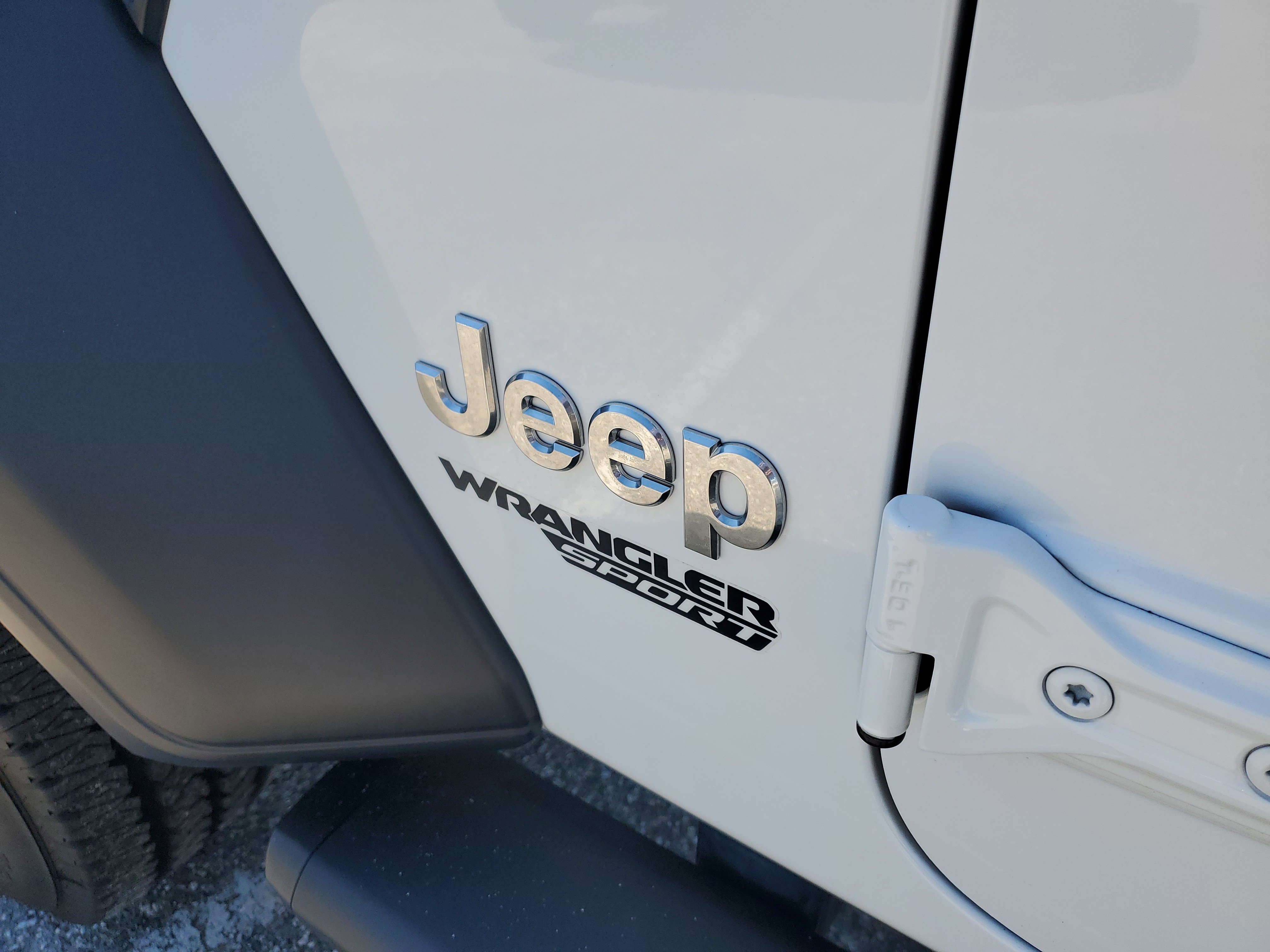 Used 2019 Jeep Wrangler Sport S image 7