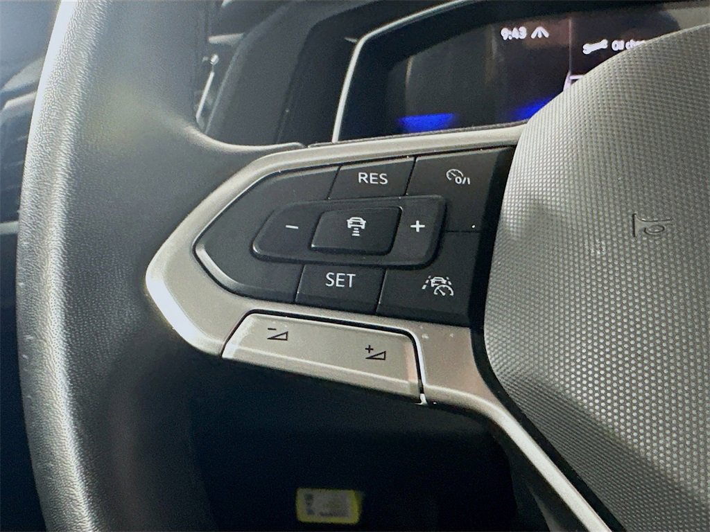 Used 2024 Volkswagen Jetta SE image 24