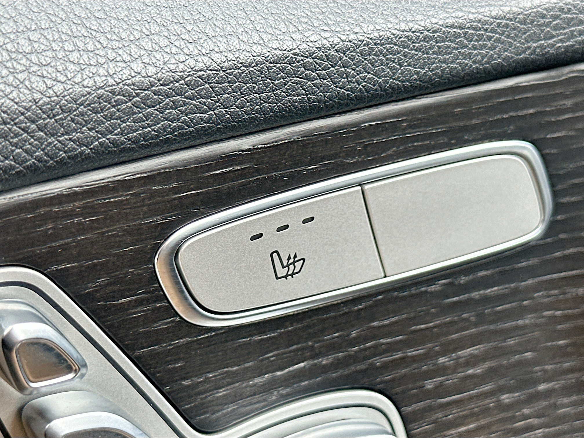 Used 2020 Mercedes-Benz C 300 Sedan image 20