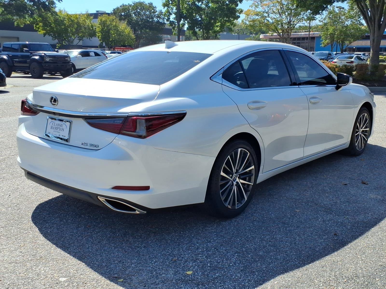Used 2023 Lexus ES 350 w/ Premium Package FWD image 8