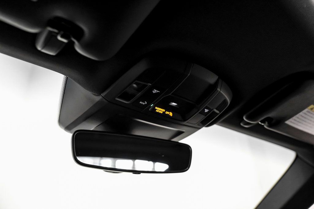 Used 2024 Porsche 911 Carrera GTS w/ Premium Package image 17