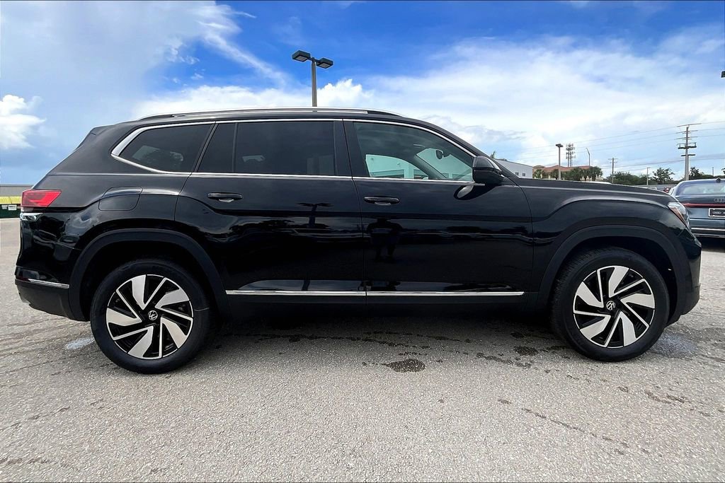 New 2026 Volkswagen Atlas SEL image 4