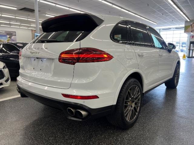 Used 2017 Porsche Cayenne S Platinum w/ Premium Package Plus (Pjy) AWD/4WD image 6