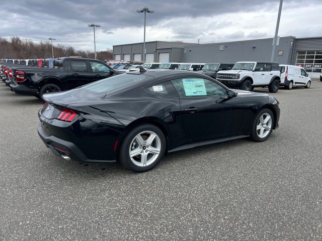 New 2026 Ford Mustang Coupe RWD image 5