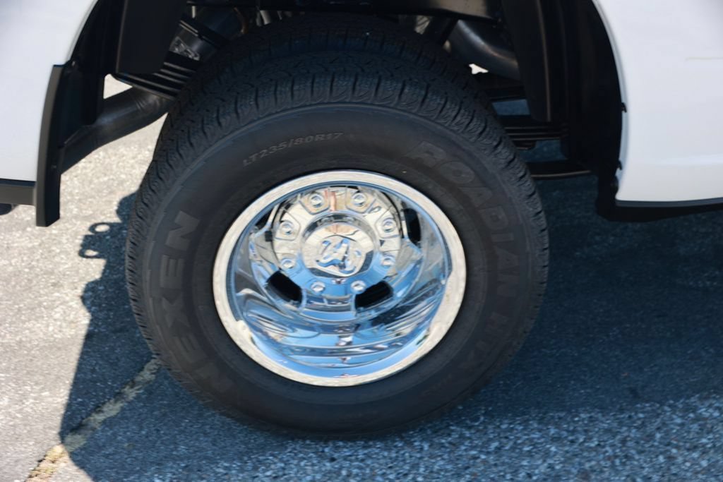 New 2026 RAM 3500 Tradesman AWD/4WD image 9