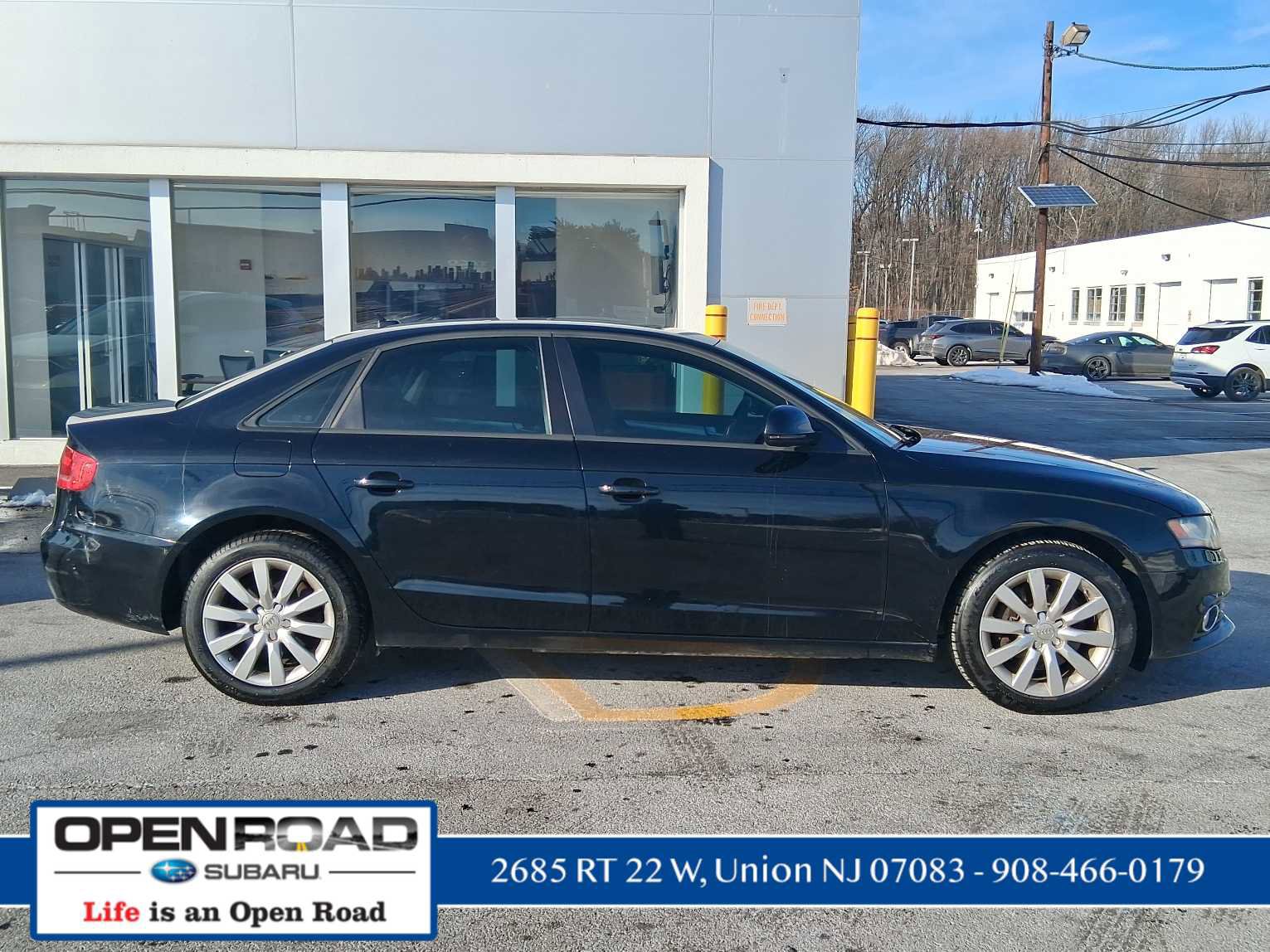 Used 2009 Audi A4 2.0T Premium image 4