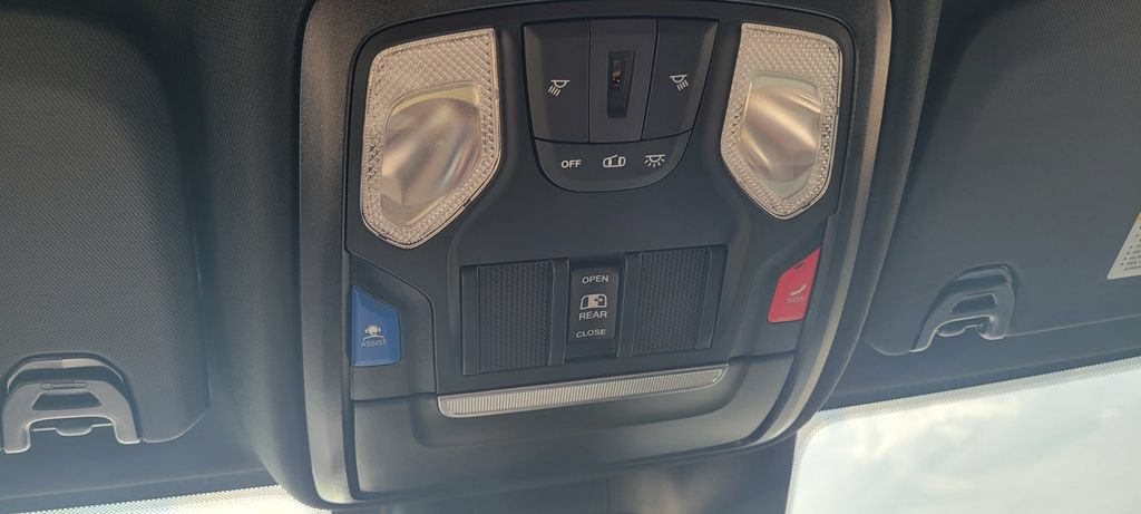 Used 2026 RAM 2500 Tradesman AWD/4WD image 25