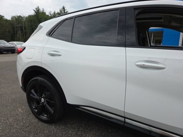 Used 2021 Buick Envision Essence w/ Sport Touring Package AWD/4WD image 31
