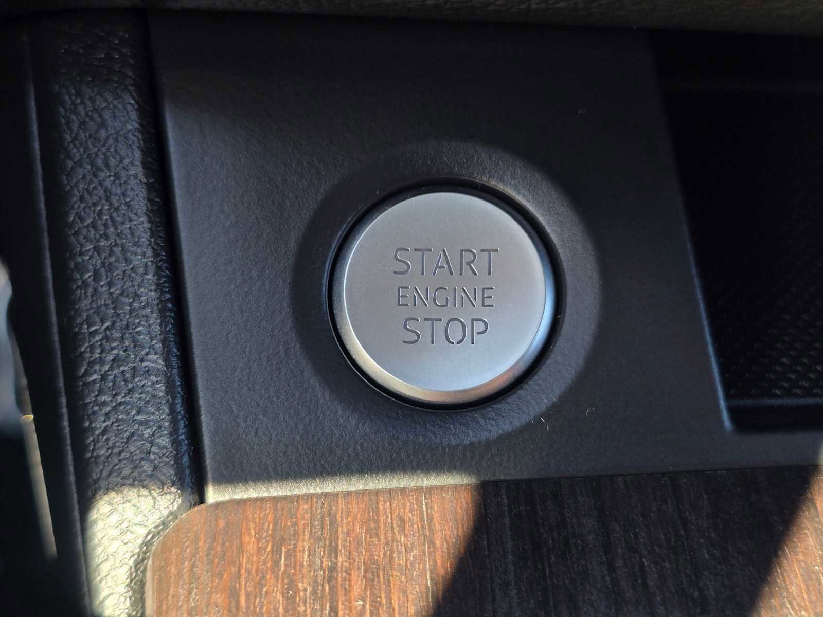 Certified 2025 Audi Q5 2.0T Premium image 35