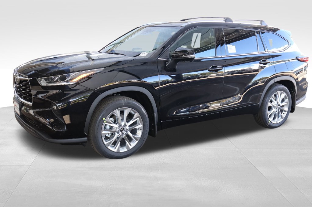 New 2026 Toyota Highlander Limited AWD/4WD image 10