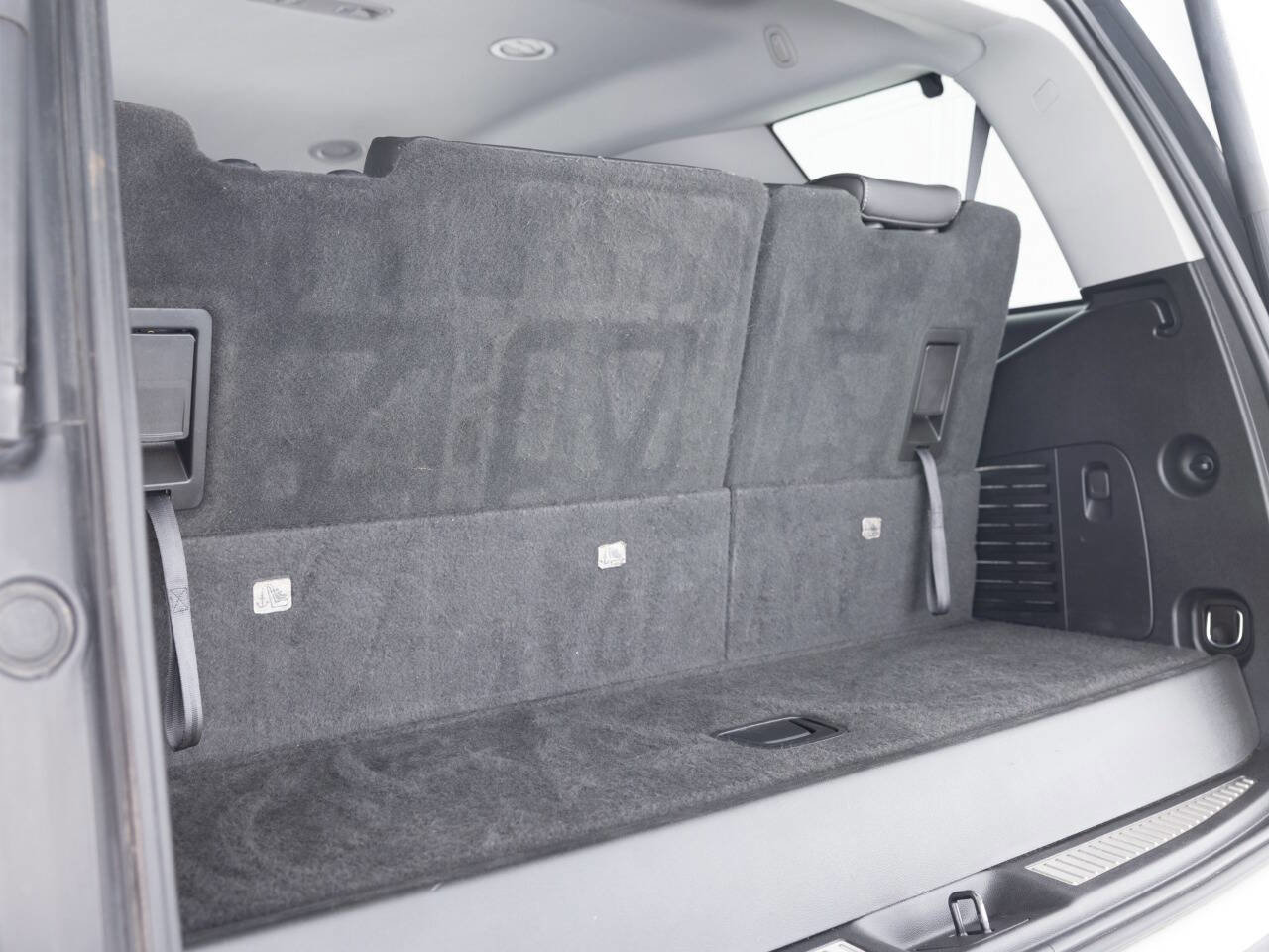 Used 2018 Chevrolet Tahoe LT image 46