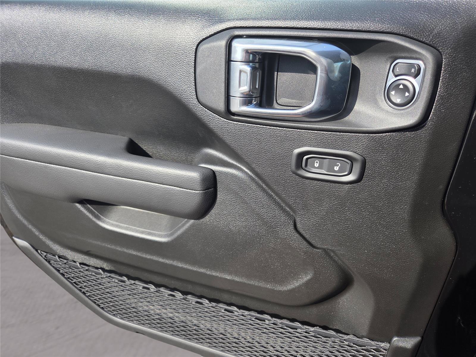 New 2026 Jeep Wrangler Sport S image 19