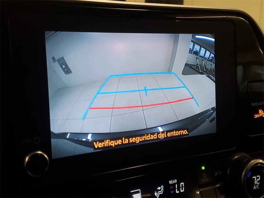 Certified 2023 Toyota Highlander XLE image 29