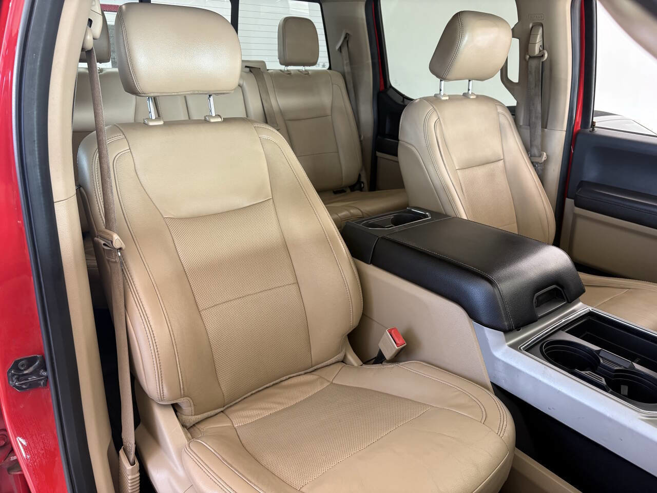 Used 2019 Ford F250 Lariat w/ Chrome Package AWD/4WD image 36