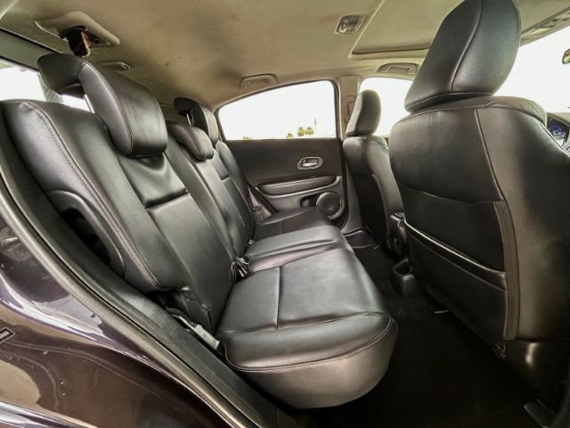 Used 2018 Honda HR-V EX image 8