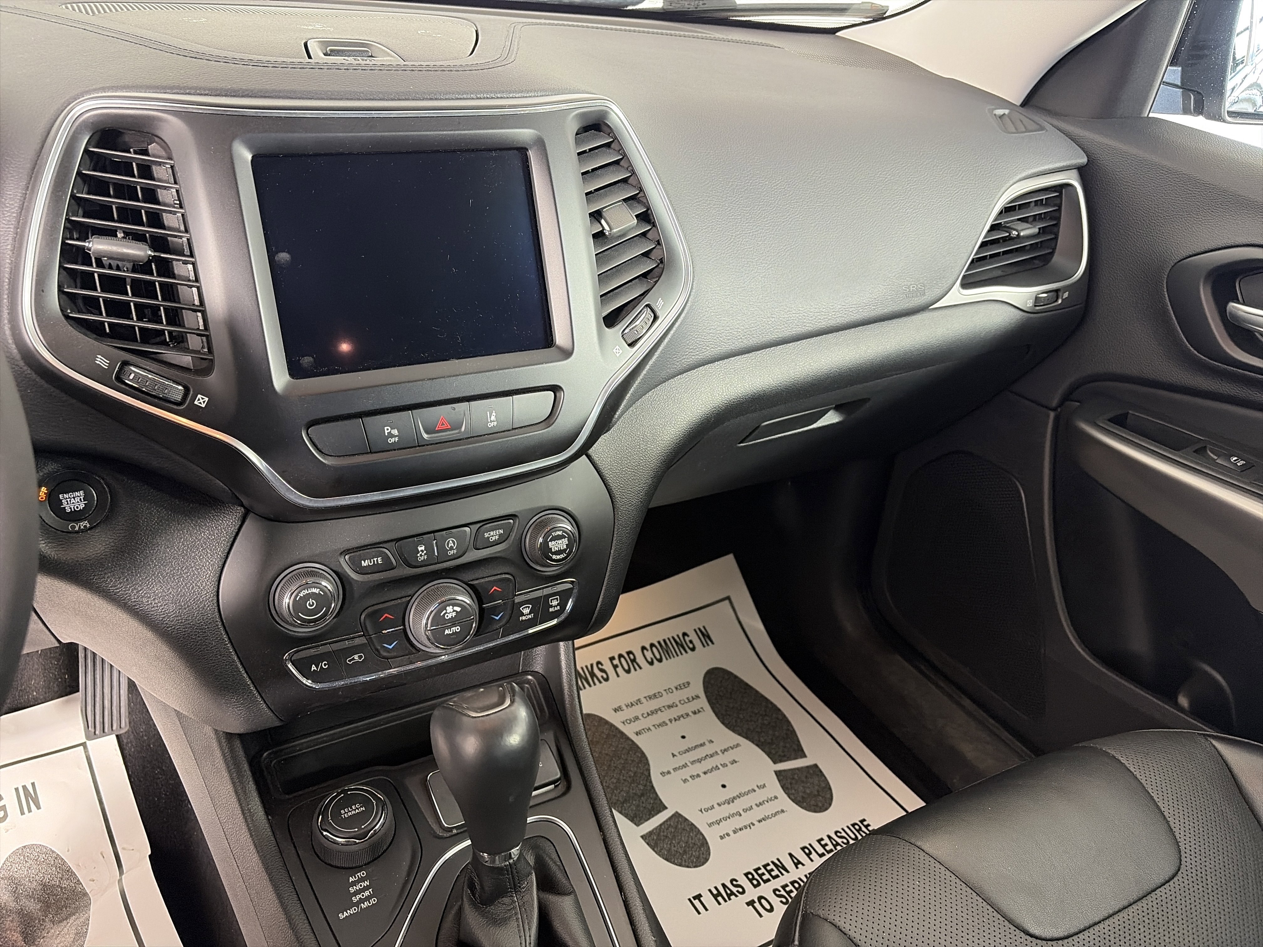 Used 2022 Jeep Cherokee Latitude Lux AWD/4WD image 4