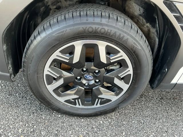 Certified 2025 Subaru Forester Premium image 9