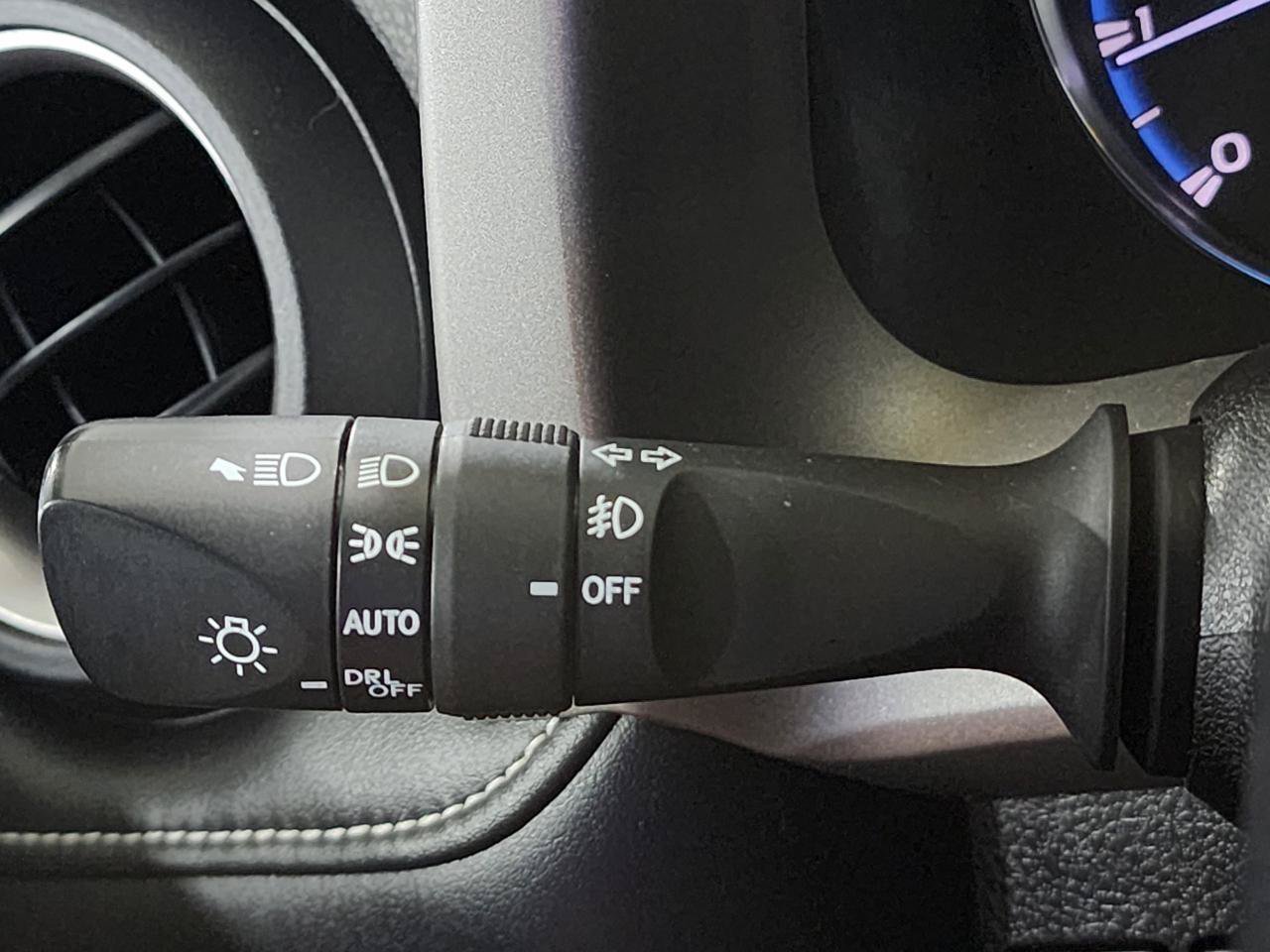 Used 2017 Toyota RAV4 Platinum w/ All Weather Liner Package AWD/4WD image 19