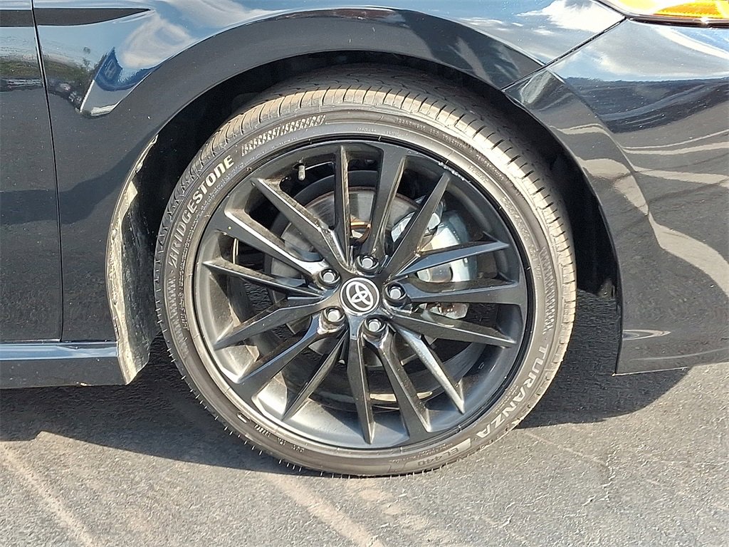 Used 2023 Toyota Camry XSE image 11