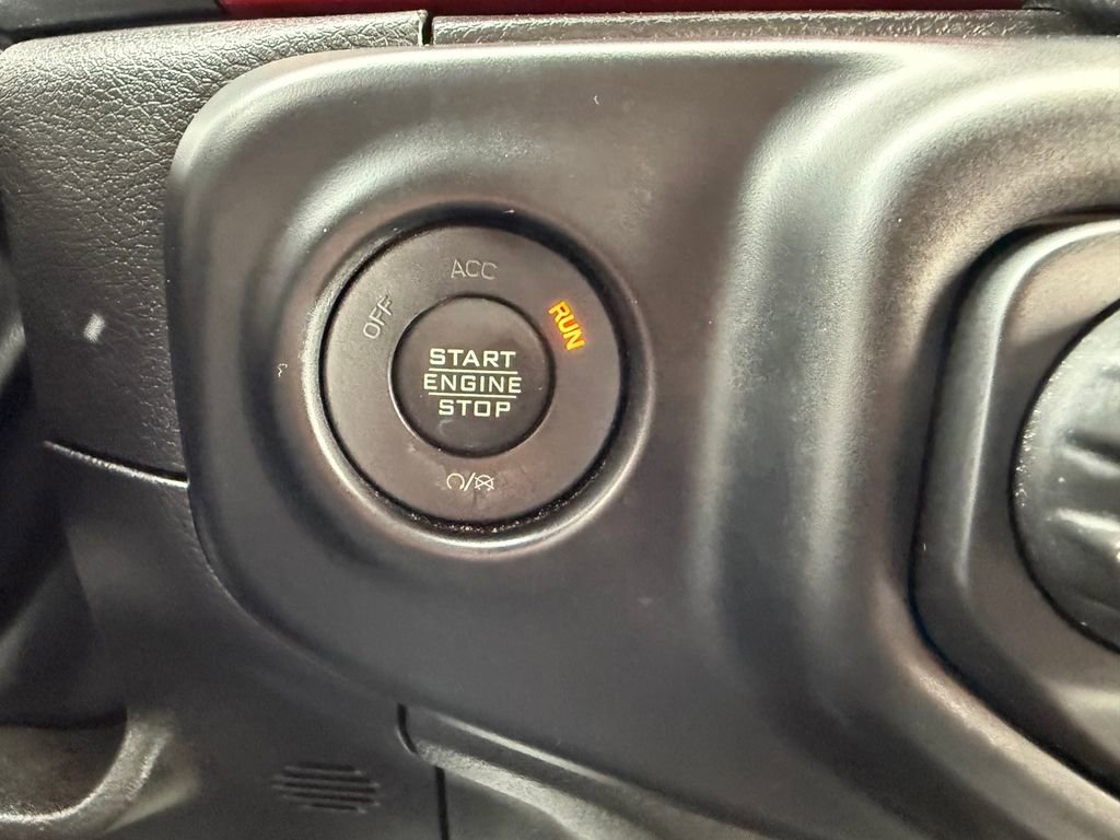 Used 2022 Jeep Wrangler Unlimited Rubicon image 26