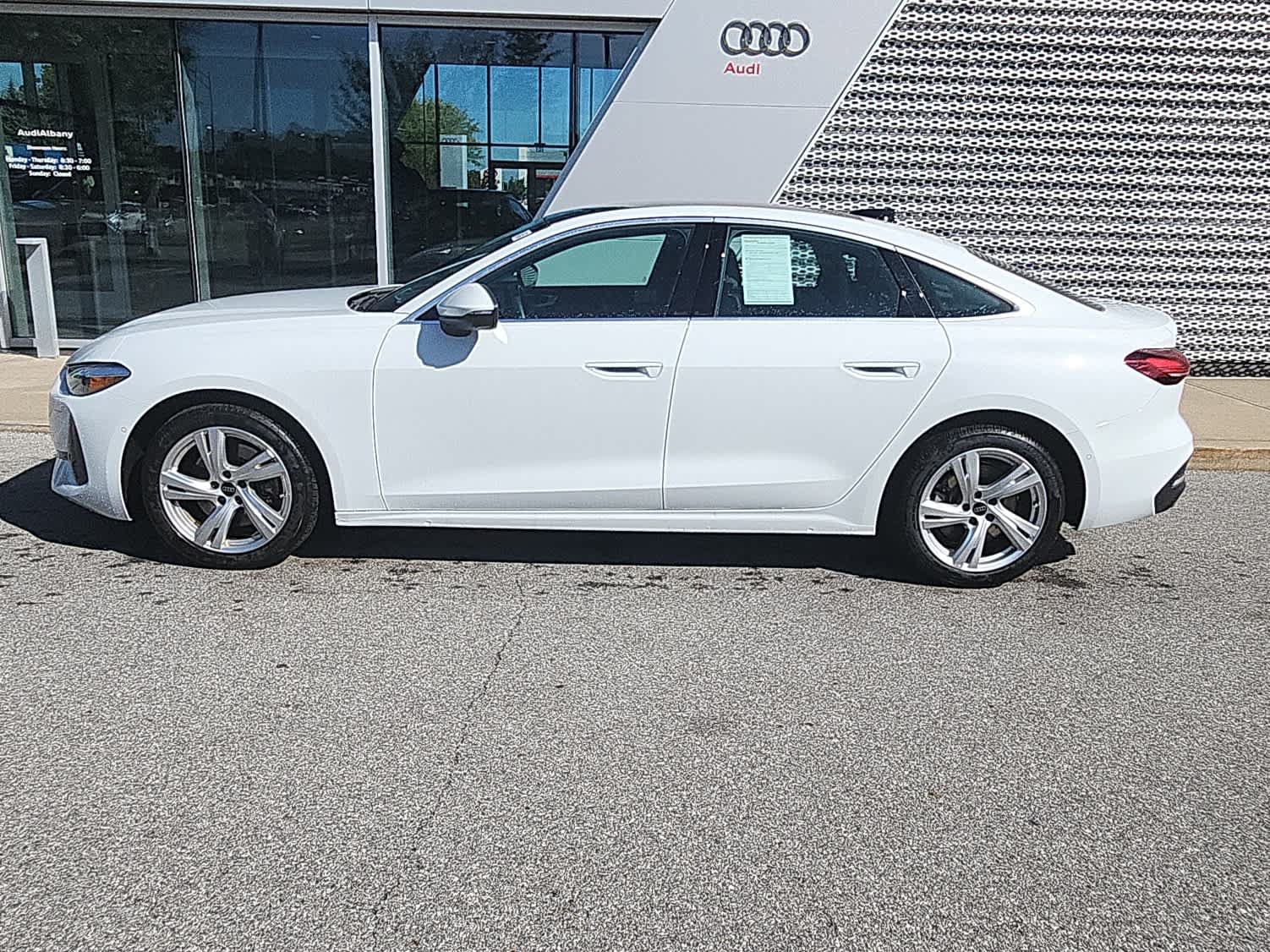 Used 2025 Audi A5 2.0T Premium w/ Convenience Package AWD/4WD image 2