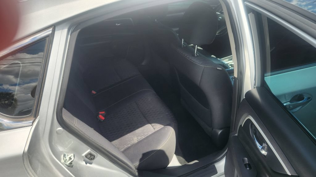 Used 2018 Nissan Altima 2.5 SV FWD image 17