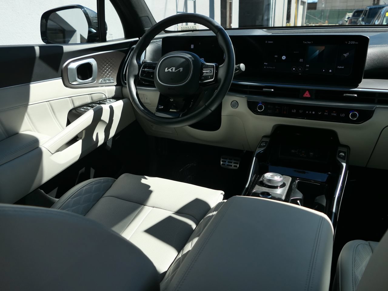 Used 2025 Kia Sorento SX Prestige AWD/4WD image 26