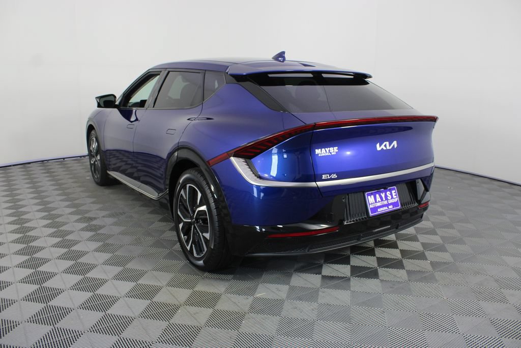 Used 2022 Kia EV6 Wind RWD image 25
