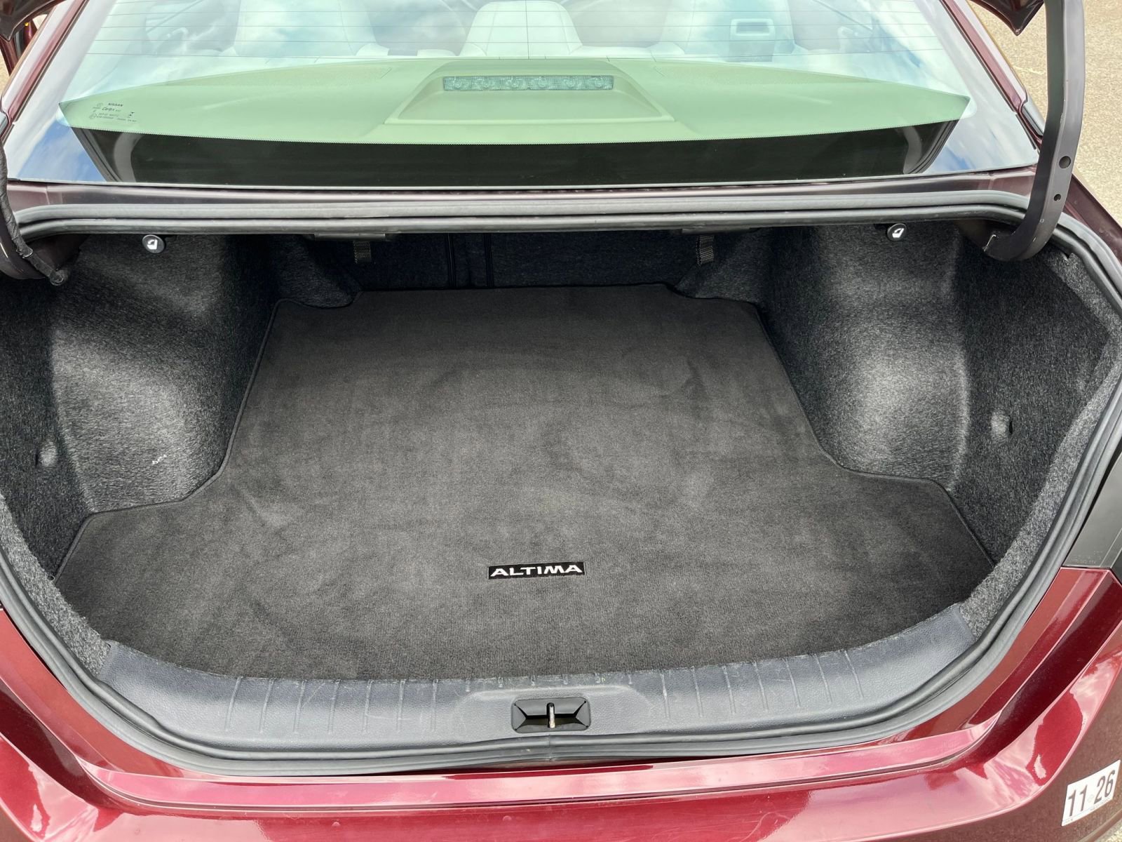 Used 2025 Nissan Altima 2.5 SV image 36