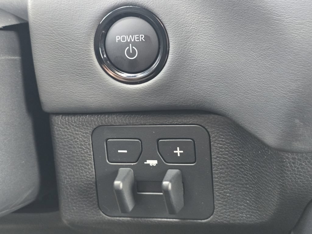 New 2026 Toyota Sequoia Platinum AWD/4WD image 9
