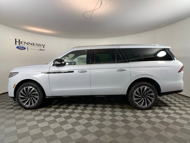 New 2025 Lincoln Navigator L Black Label image 3