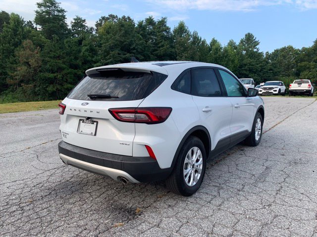 Certified 2025 Ford Escape Active AWD/4WD image 9
