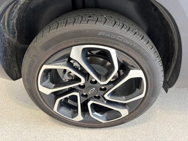 Certified 2025 Chevrolet Trax RS w/ Driver Confidence Package FWD image 6
