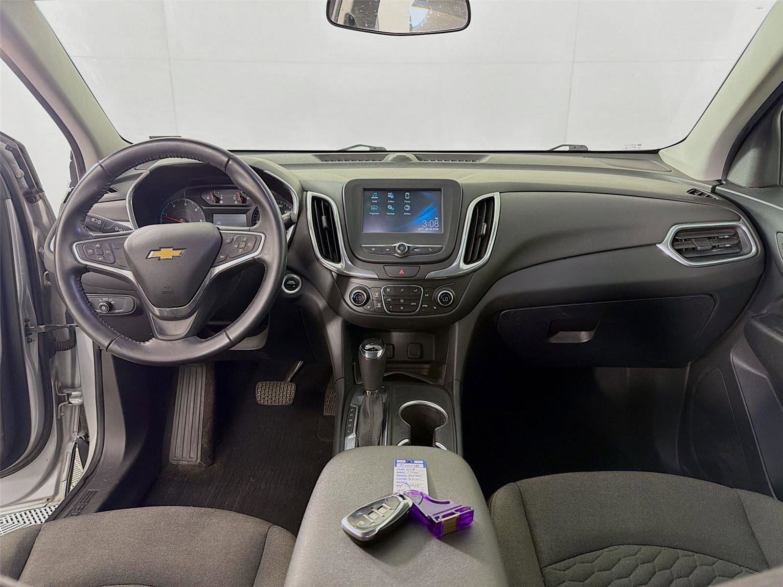 Used 2018 Chevrolet Equinox LT image 21