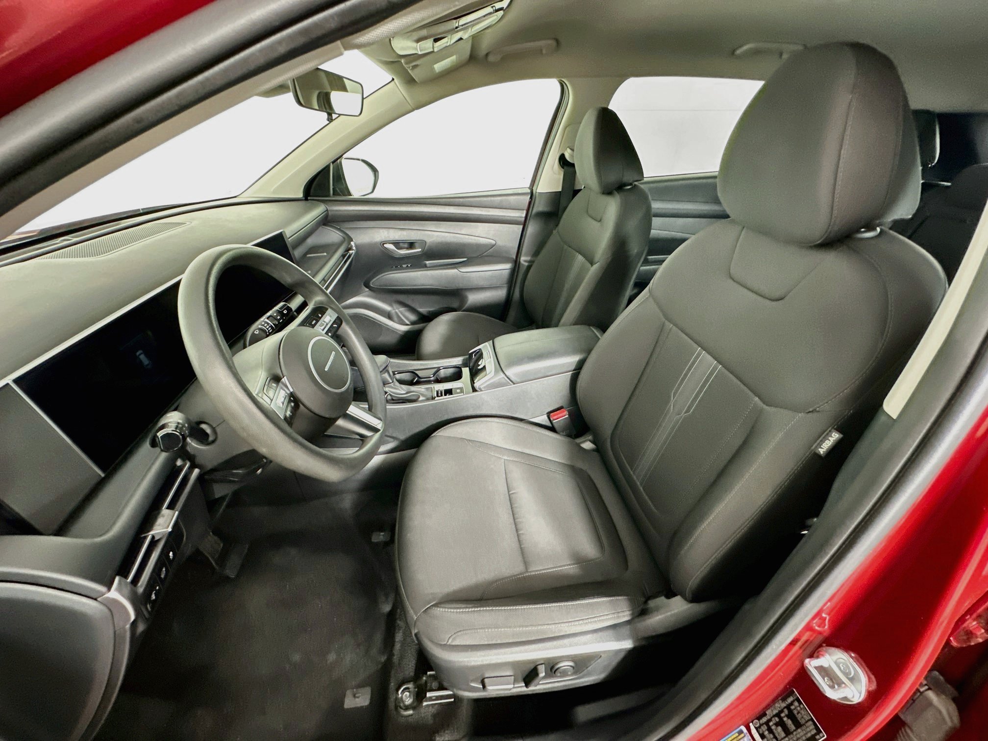 Used 2025 Hyundai Tucson SEL FWD image 13