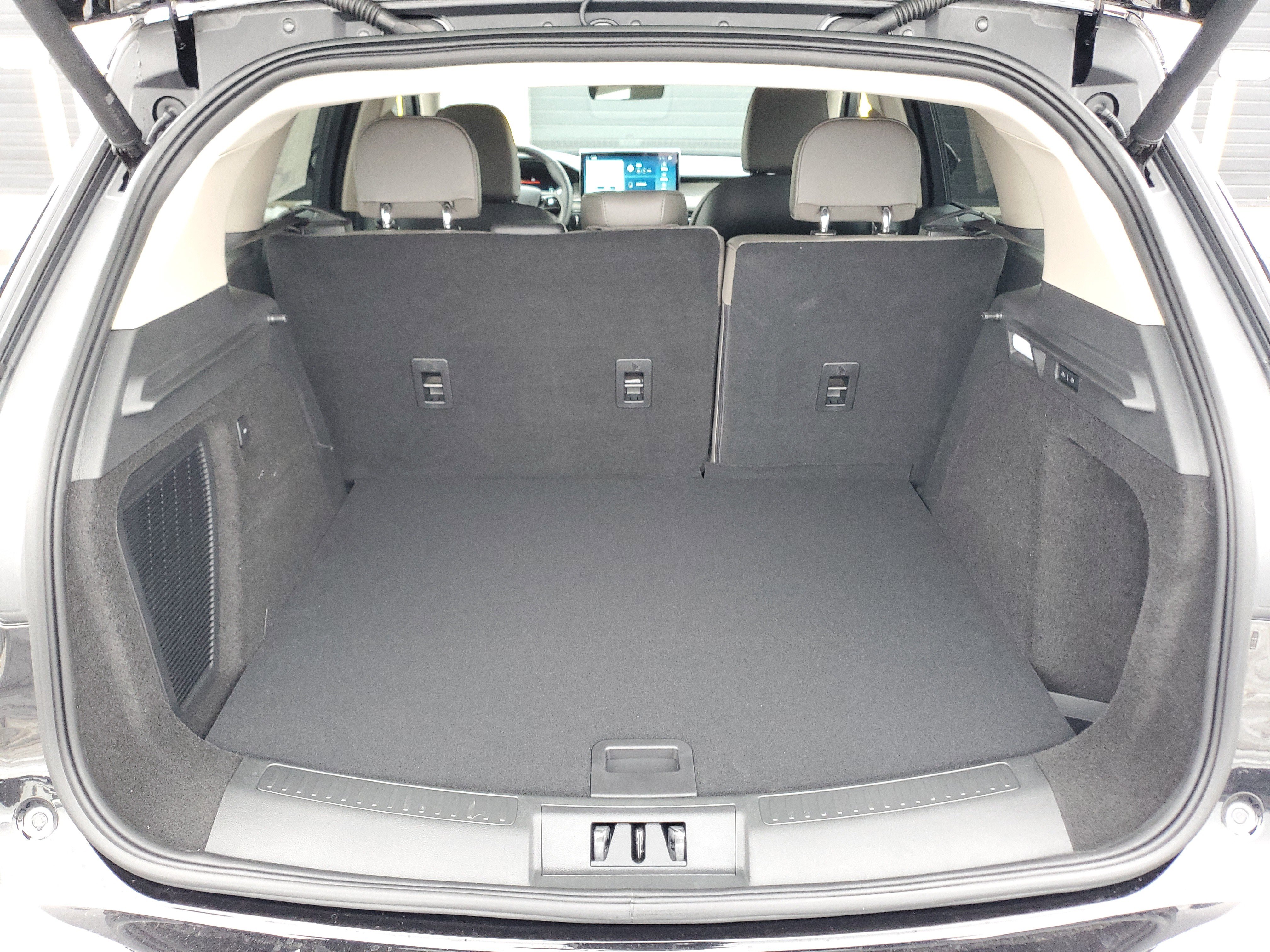 New 2026 Lincoln Corsair Premiere image 29