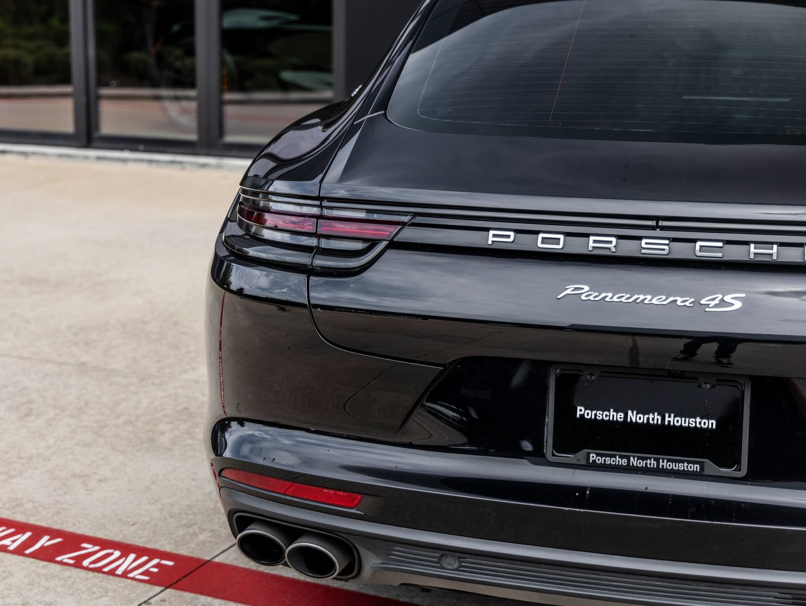 Certified 2020 Porsche Panamera 4S Executive AWD/4WD image 12