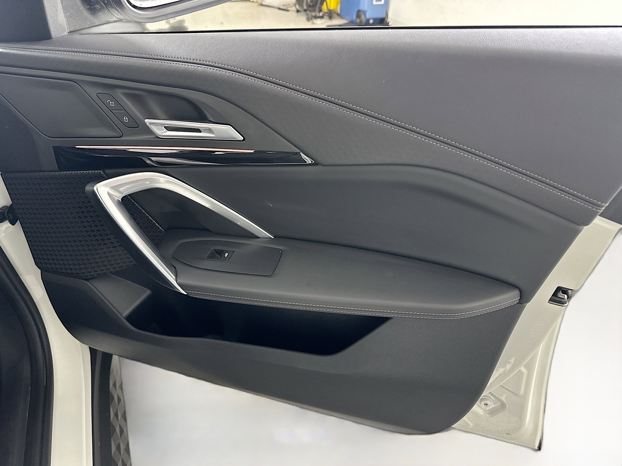 Used 2025 BMW X2 xDrive28i image 32