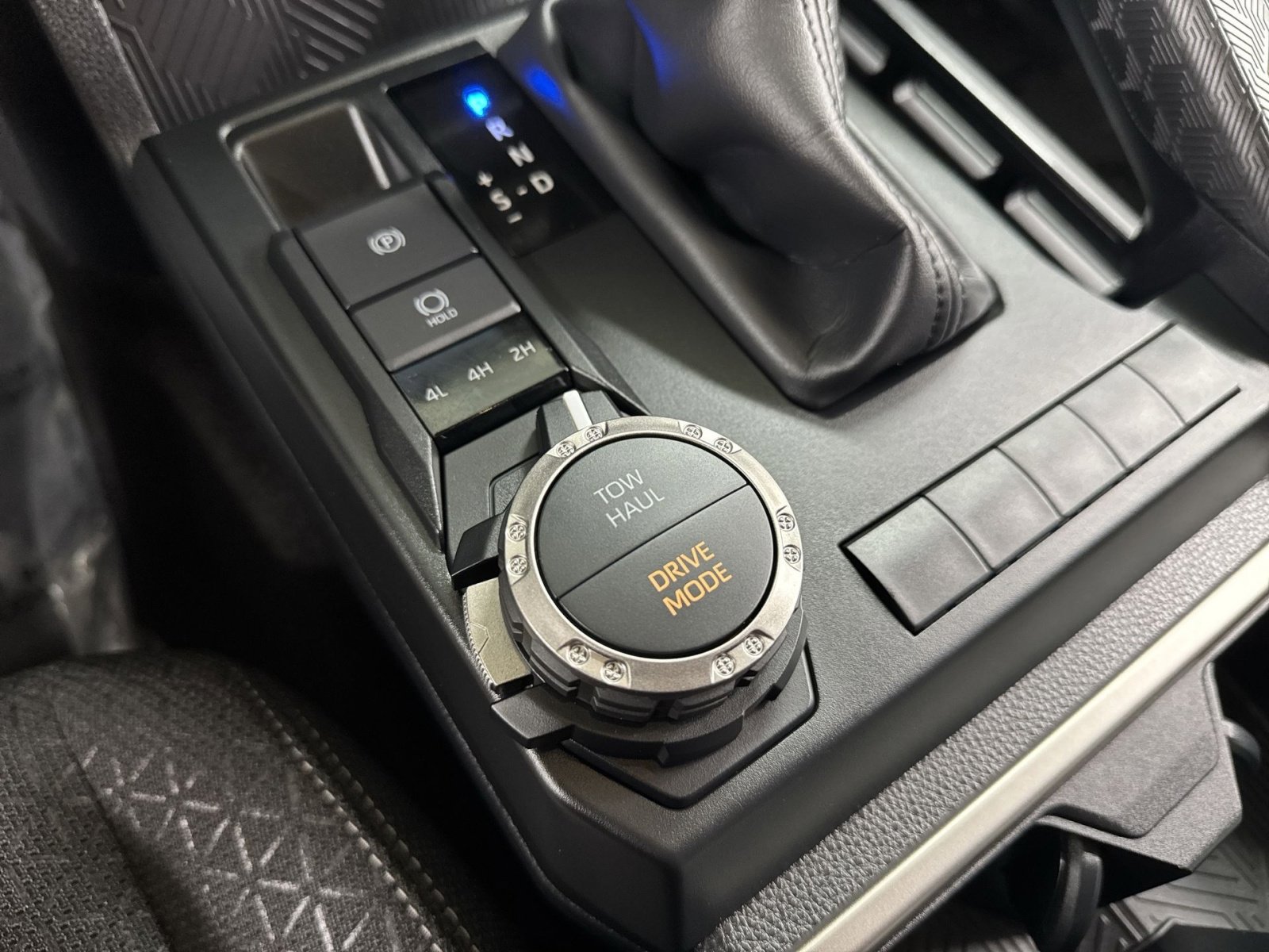 Used 2025 Toyota 4Runner SR5 image 36