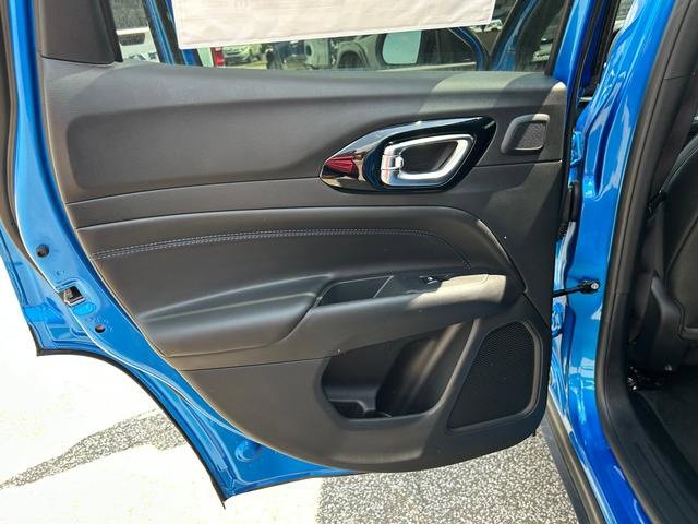 New 2025 Jeep Compass Limited w/ Sun and Sound Group image 13