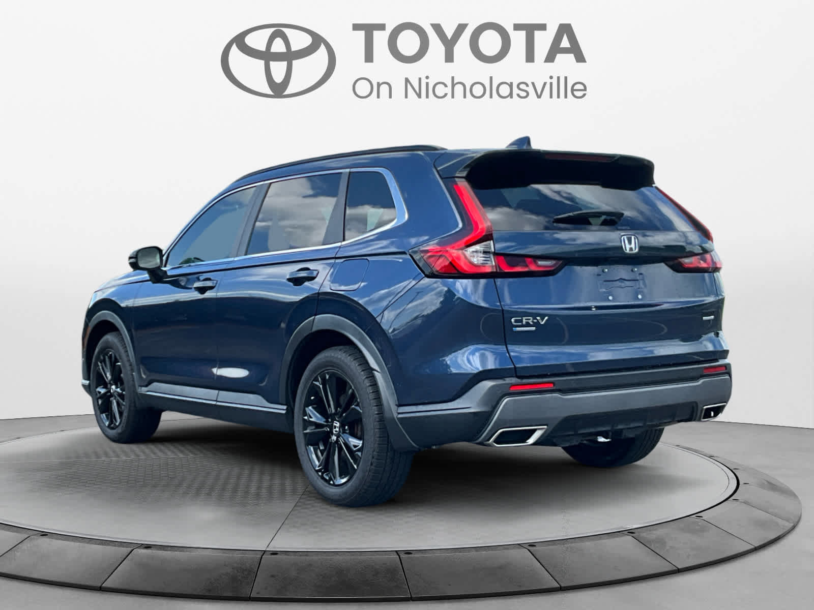 Used 2023 Honda CR-V Sport Touring image 3