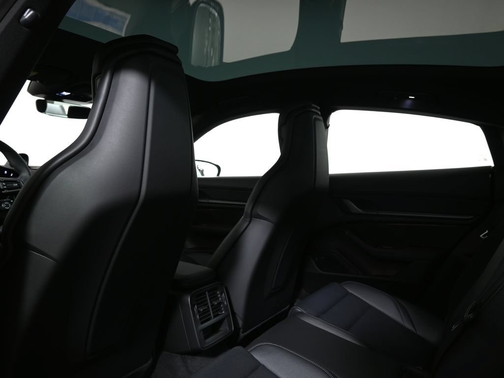 Used 2026 Porsche Taycan 4S AWD/4WD image 36